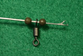 Placing the Beads on to a Leadcore Leader